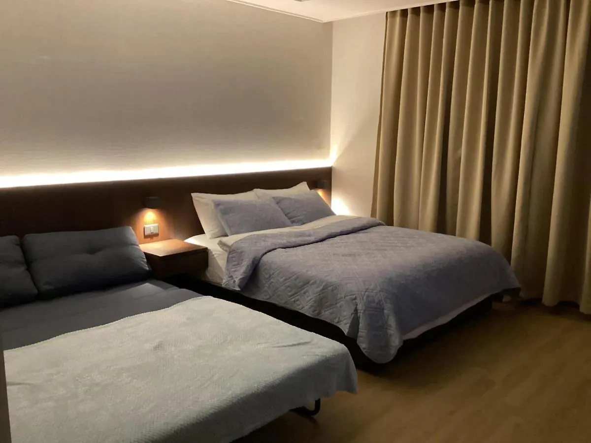 Luxury Condo In Clark Pampanga Beside Hilton Hotel And Casino Angeles Philippines